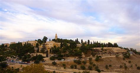 The Mountains of Zion: Jerusalem’s Geography in。